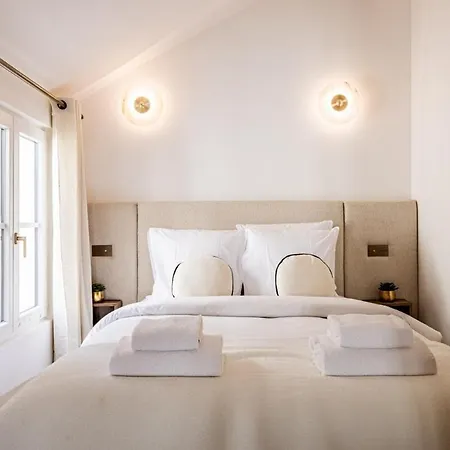 10 New 4 People - Saint-germain Notre-dame شقة *