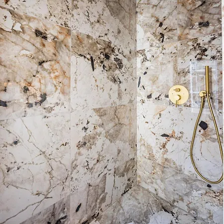 10 New 4 People - Saint-germain Notre-dame