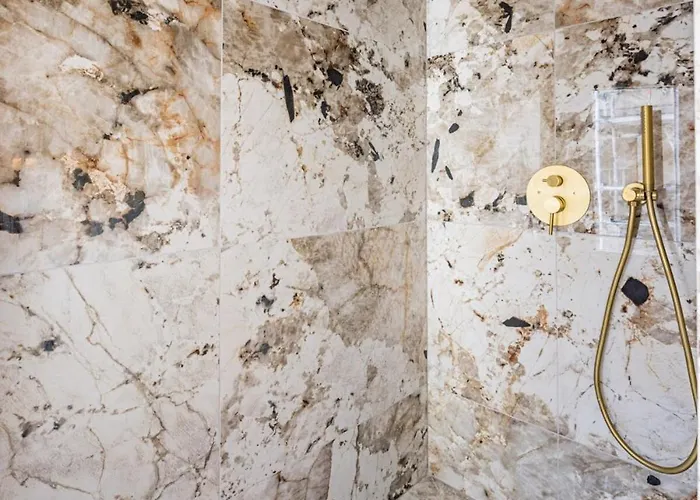 10 New 4 People - Saint-germain Notre-dame